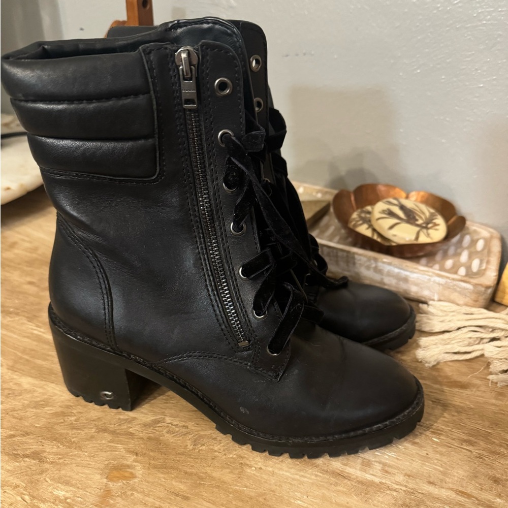 Coach boots